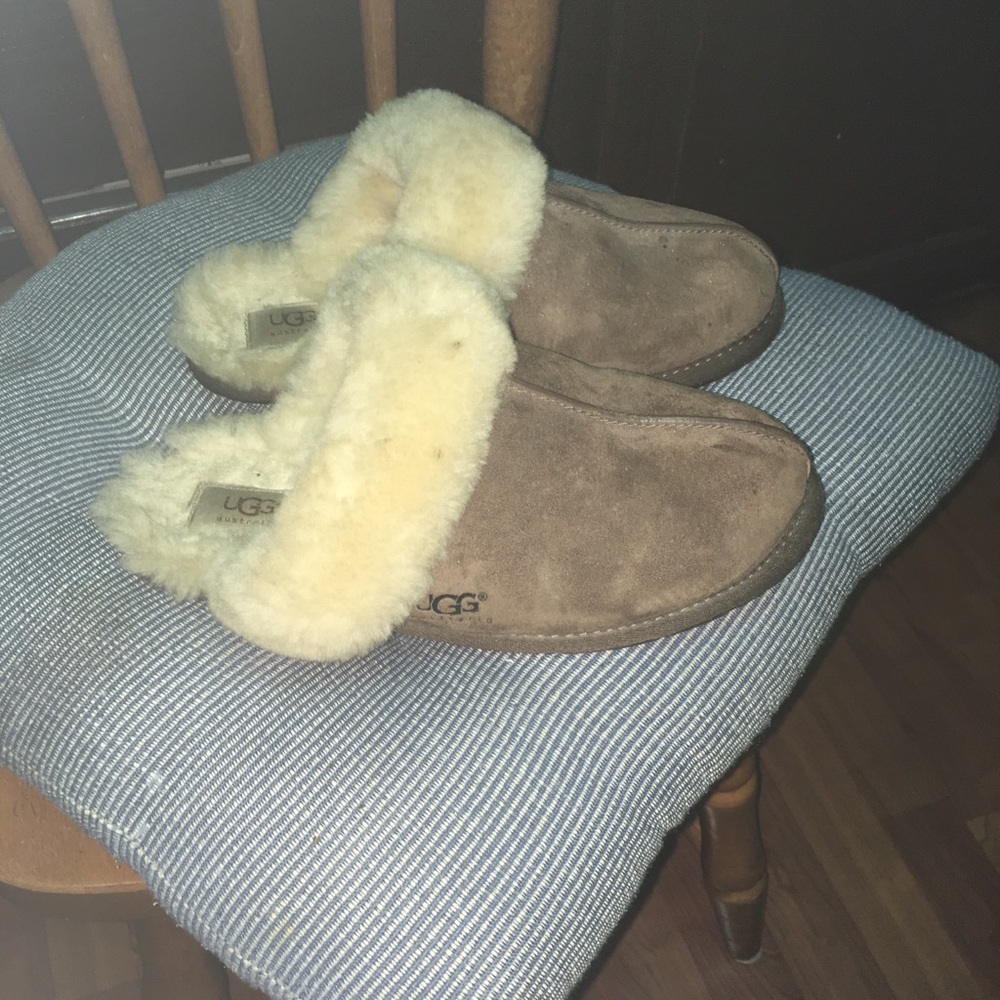 Ugg slippers